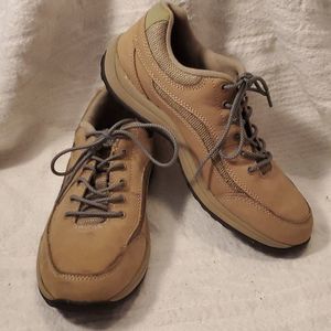 Easy Spirit women's smoother sneakers tan suede